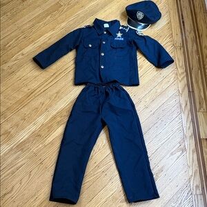 Kids Police Officer Costume Set | Dress Up America | Size Small (4–6) Halloween